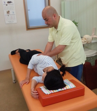 施術後は「アレ？」「アレ？」「アレ？」痛くない！！！でした。　Ｈ．Ｍさん（３８歳、府中市住吉町在住）